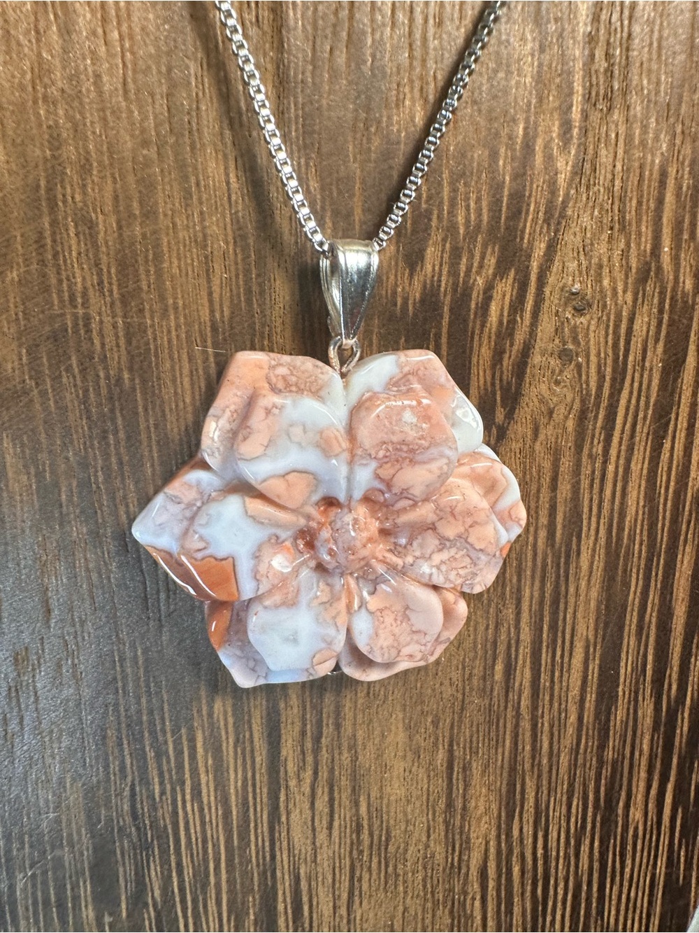 RESERVED FOR CG Petal Agate Flower Pendant Necklace on Chain - Picture 4 of 16